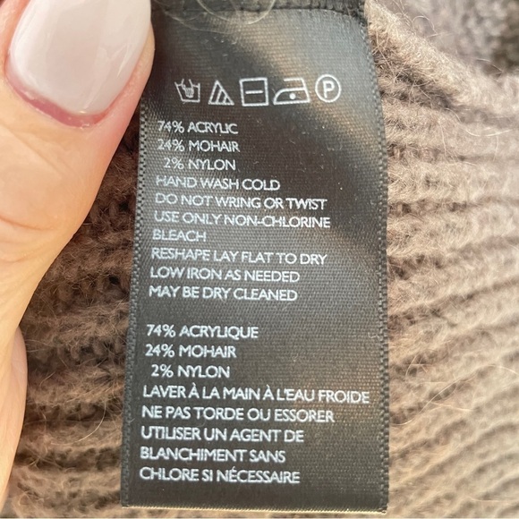 Urban Outfitters Kimchi Blue Brown Cable Knit Sweater Deep V Neck Ribbed Hem M - Picture 14 of 14